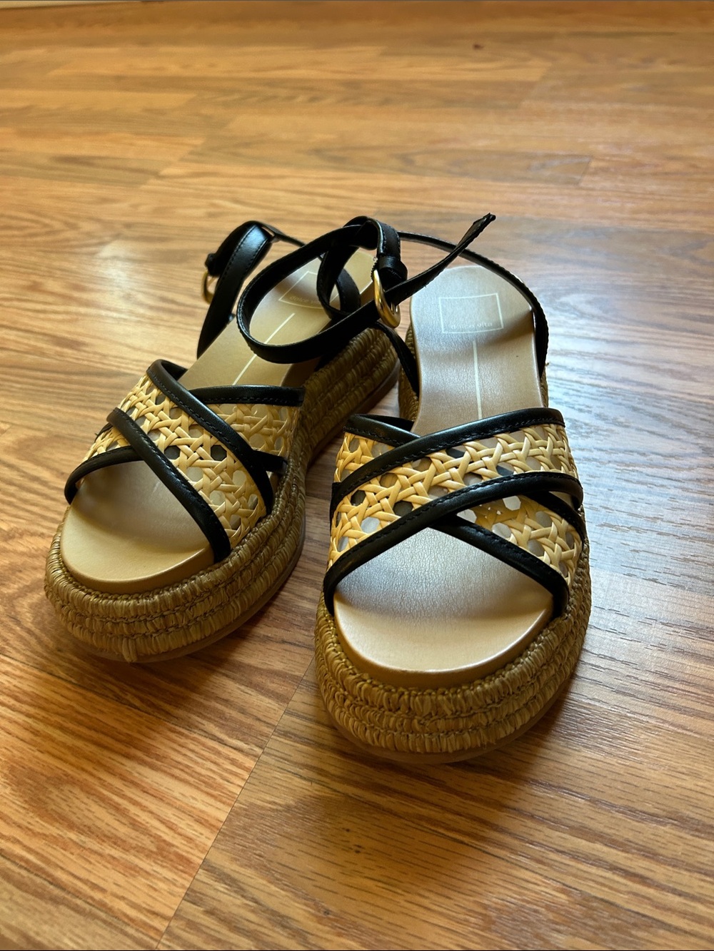 Dolce Vita Woven Platform Sandals - Black and Natural - Picture 3 of 4